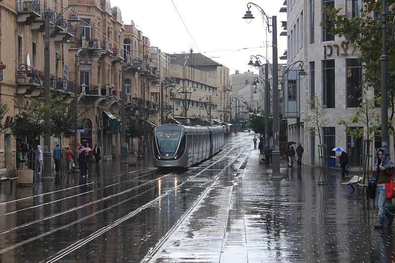Jaffa Road, Jerusalem on a rainy morning (November 2011) (Navot Miller)