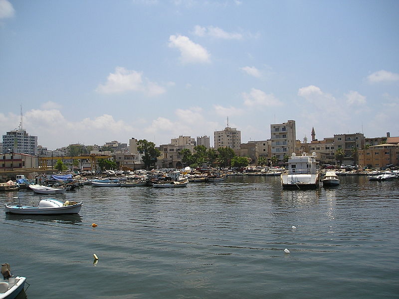 Tyre fishing harbour (Heretiq)