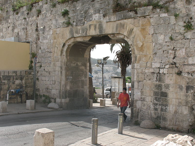 Jerusalem - the Dung Gate (James Emery)