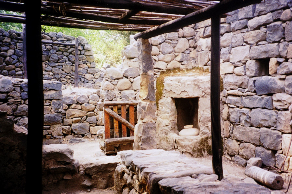 A reconstructed house at Ancient Qasrin